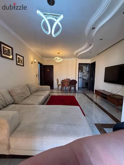 Rare opportunity in B7 | Modern furnishings | Wide Garden View | Steps from South Park and services | Only 30,000