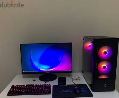 للبيع تجميعة Gaming / Graphic Design