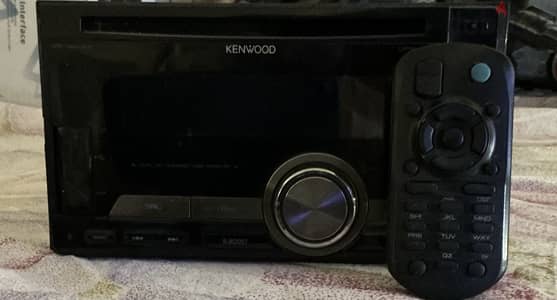للبيع كاسيت سيارة KENWOOD أصلي موديل DPX-U5120 بحجم مزدوج (2 DIN).