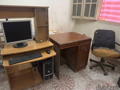ترابيزة كمبيوتر للبيع