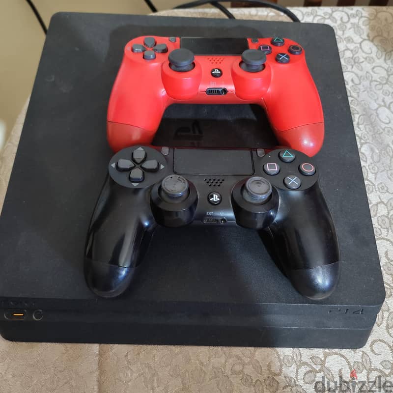 ps4 slim 1