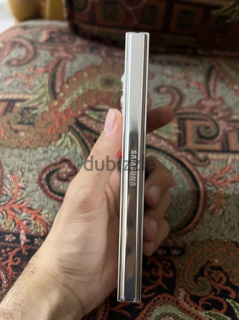 Samsung Z Fold 5 3