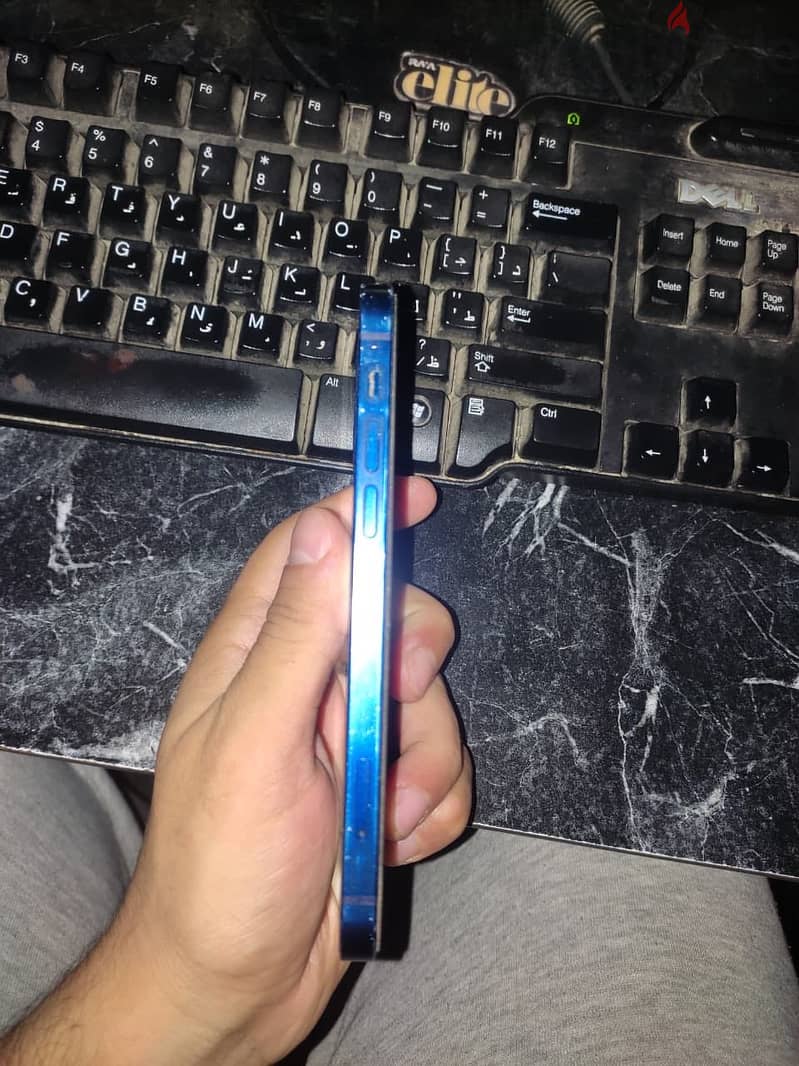 Apple - iPhone 12 4