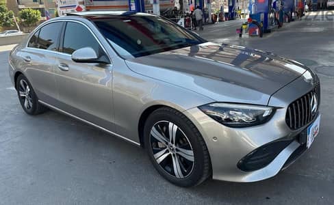 Mercedes-Benz C200 2023