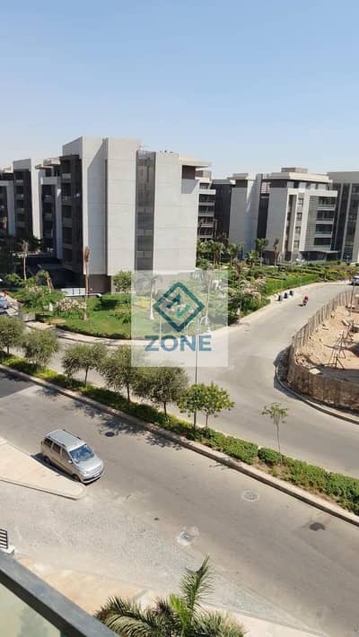 للايجارقانون بسعر لقطه2نوم وحمام مساحه 84متر فى بريفادو فيو شارع
