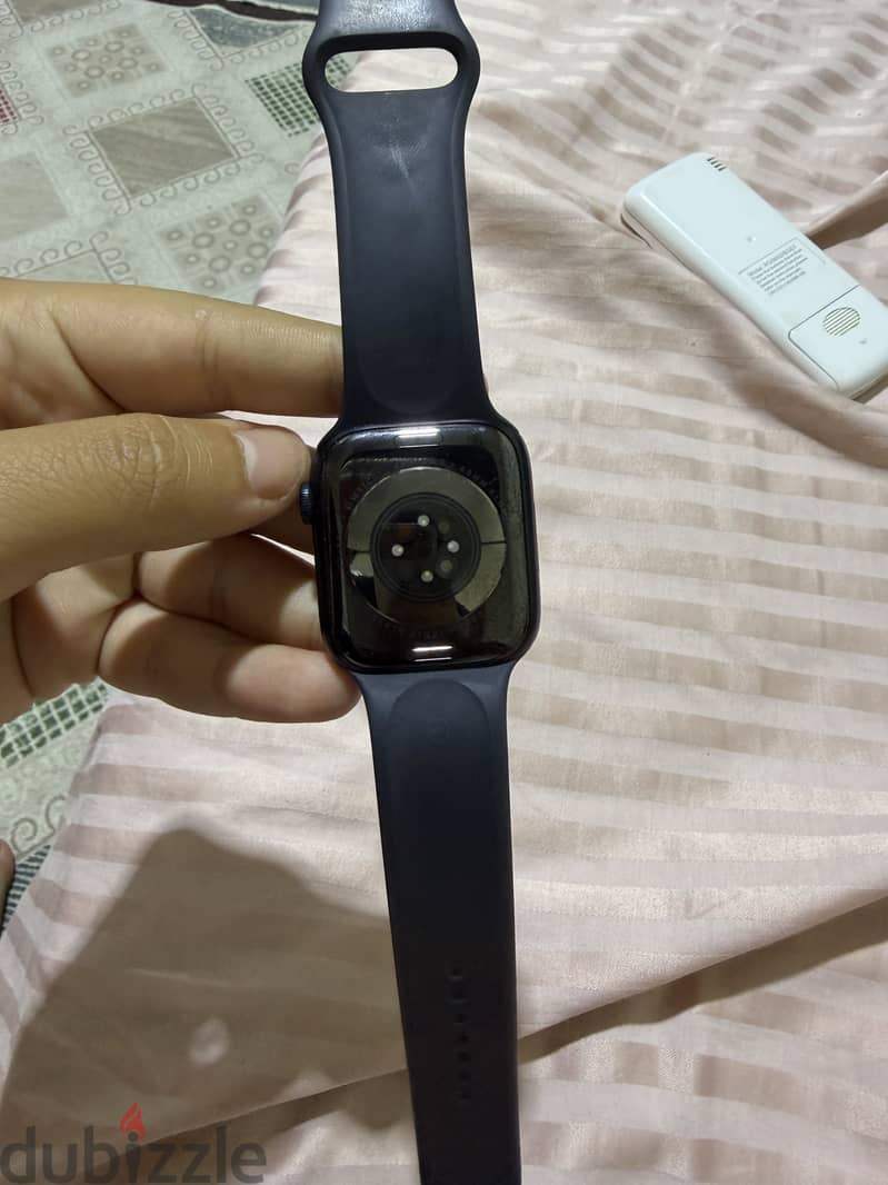 Apple Watch series 9 very good condition 1