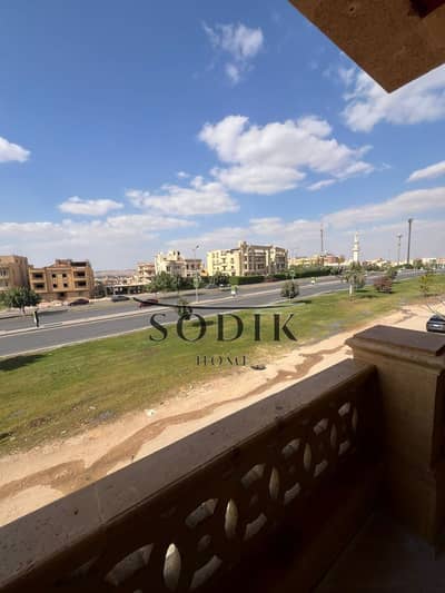 Ultra-modern apartment for sale with kitchen; very attractive price considering the prime location and excellent finishing.