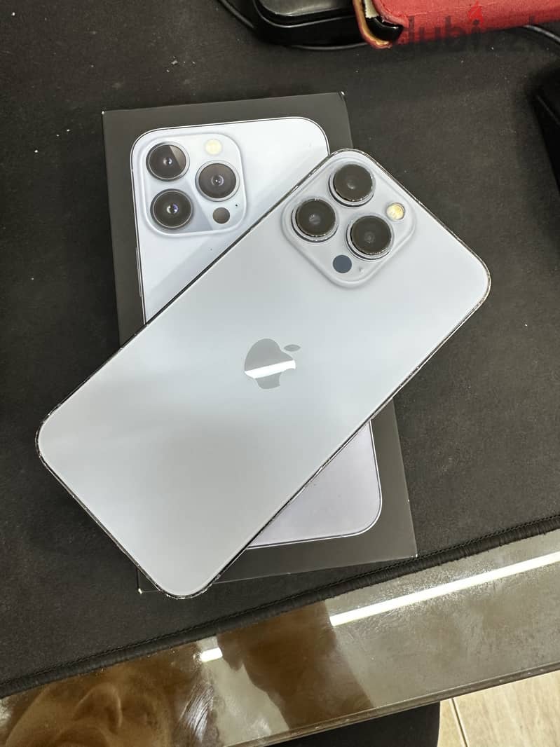 Apple - iPhone 13 Pro 1