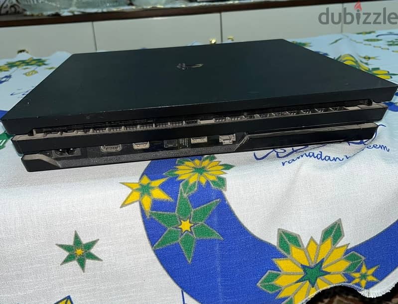 Play station 4 pro 1