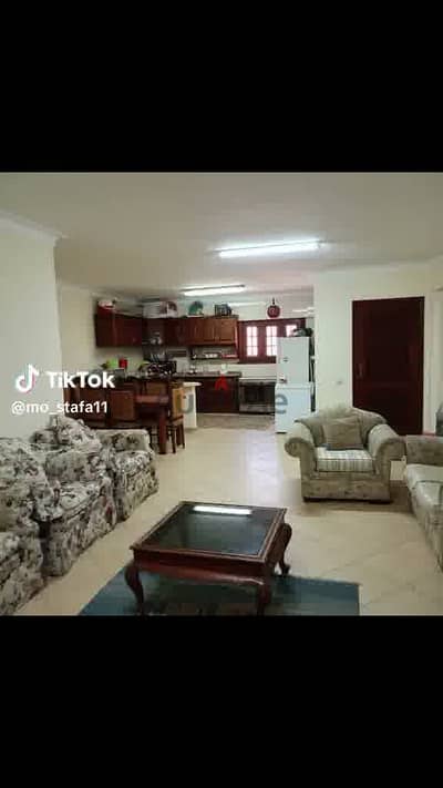 شاليه 3 غرف قرية فالنسيا الساحل الشمالى. دور اول علوى  170 متر