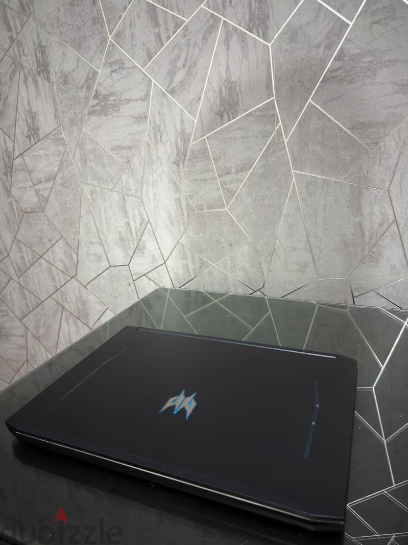 Acer predator Hellios 300 2