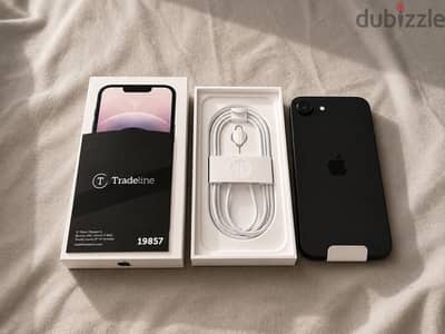 Apple iPhone 16e 128GB ضمان تريدلاين
