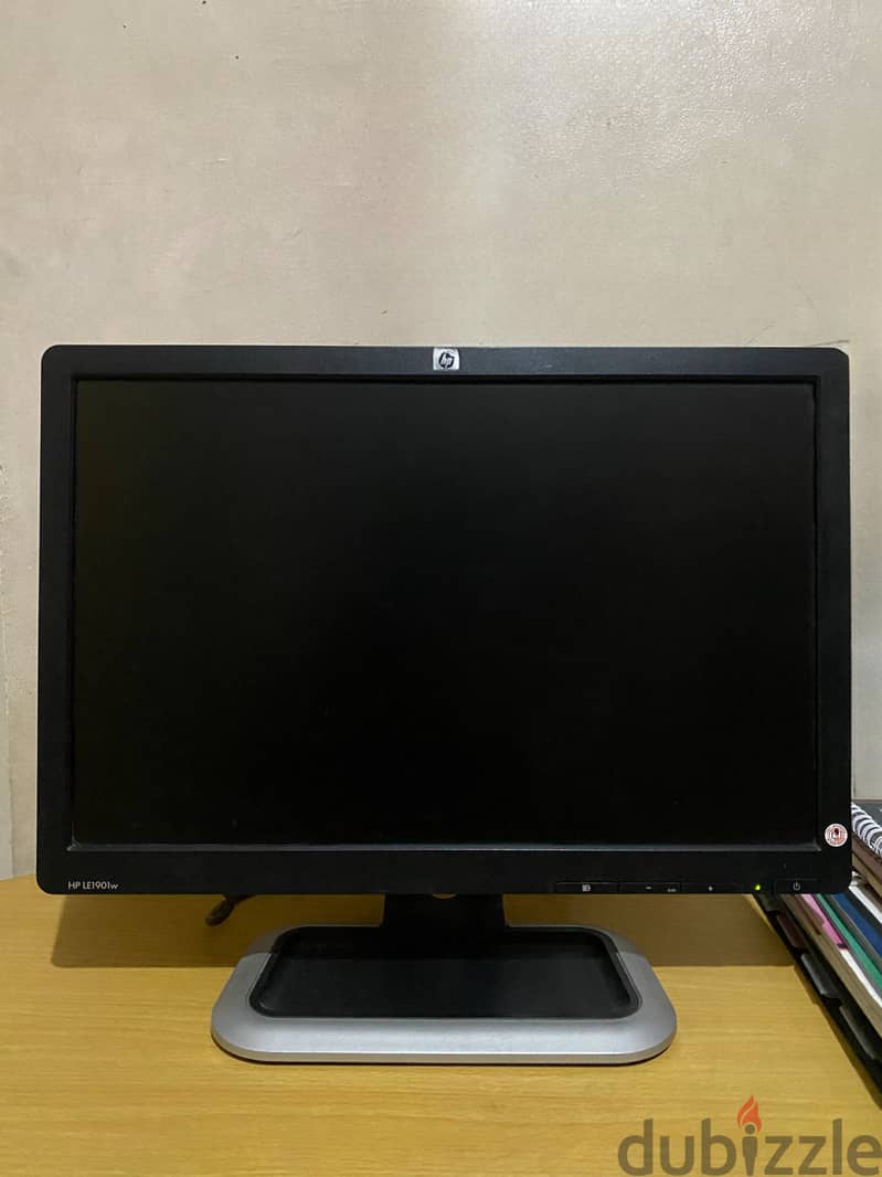 HP LE1901w 1