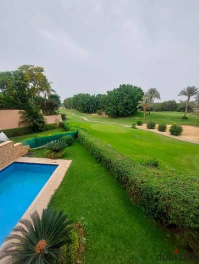 فيلا للإيجار في التجمع كمبوند المراج بتكيفات والمطبخ فيو الجولف