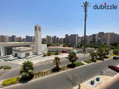للبيع شقه 100 متر من النوادر في b8