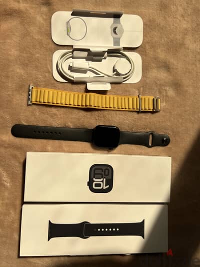 Appel watch series 10 perfect condition