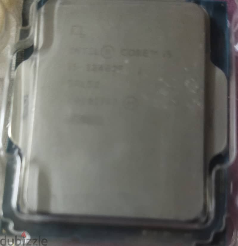 Intel Core i5-12400F 1