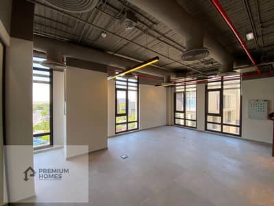 Fully finished office for rent in District 5