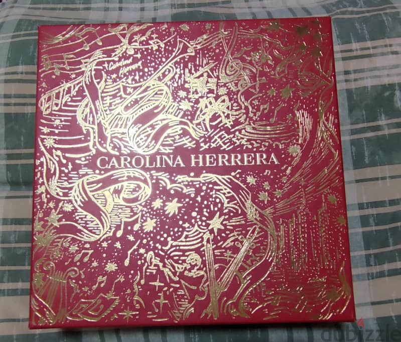 Carolina Herrera  100 ml و body lotion 100 ml 3