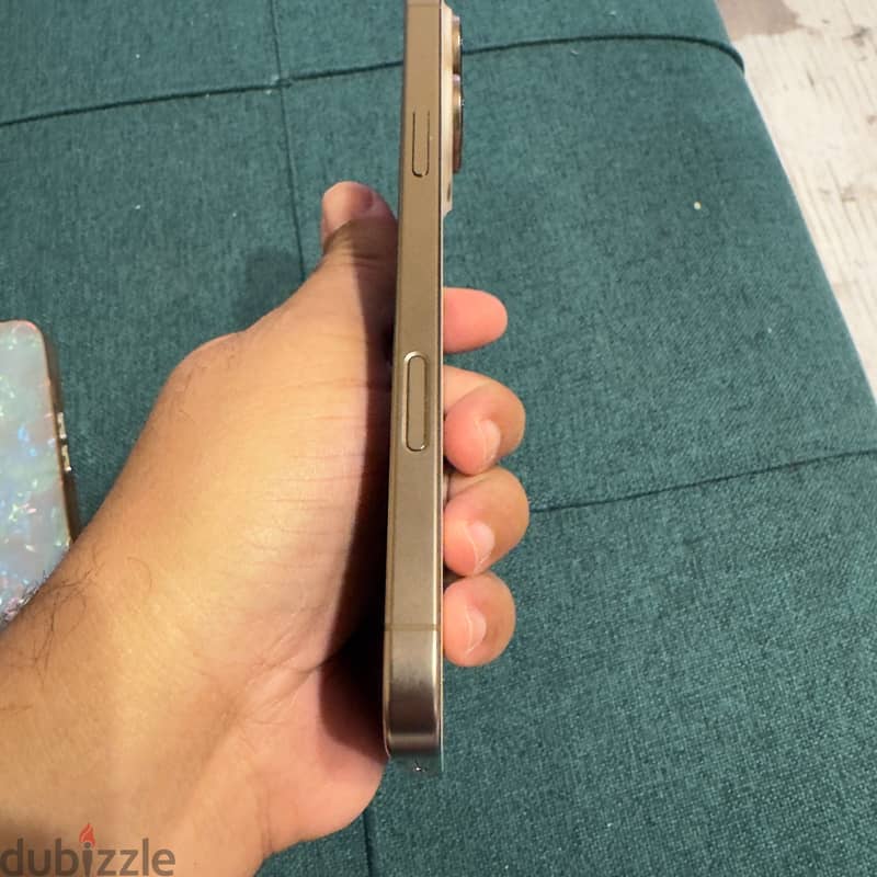 Apple - iPhone 16 Pro Max 13