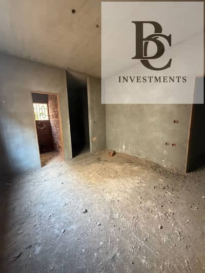 Apartment semi-finished for sale at the best price and location in Al-Andalus