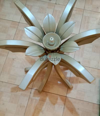 زرعه لترابيزة سفره مودرن جديده خامه ممتازه جدا