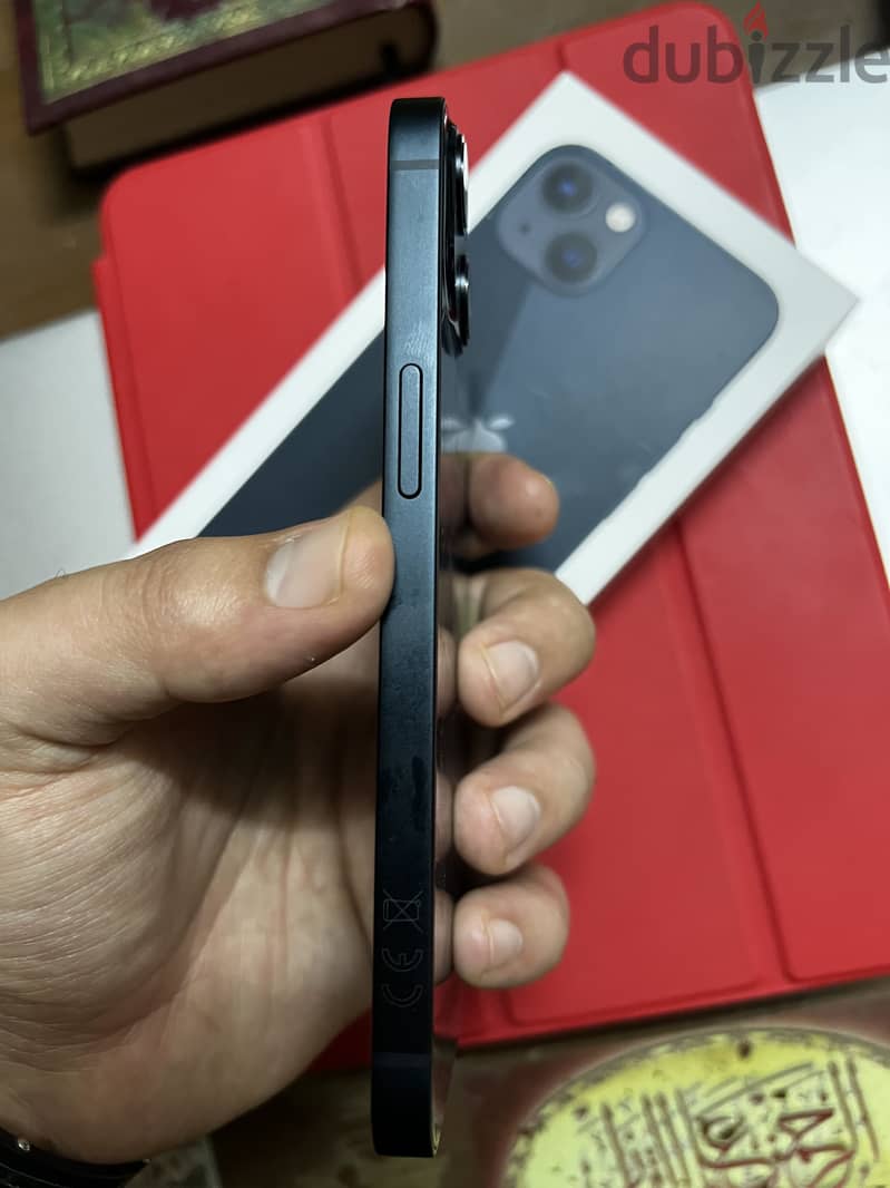Apple - iPhone 13 12