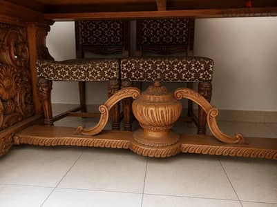 غرفه سفره صلاح الدين الايوبي عمرها اكتر  من 65سنه