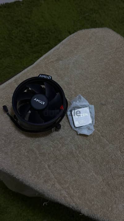 Ryzen 5 1500x AMD مستعمل بحالة ممتازة