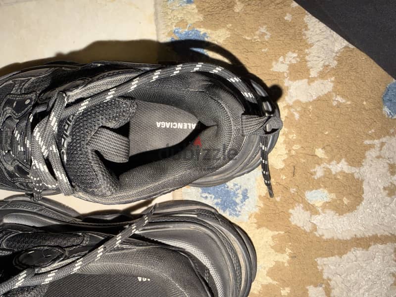 Authentic Balenciaga Triple S All Black | 1