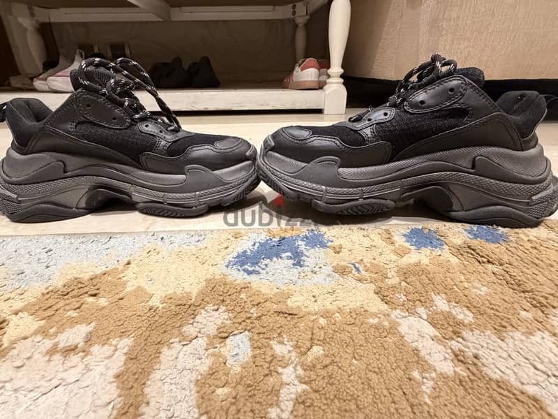 Authentic Balenciaga Triple S All Black | 2