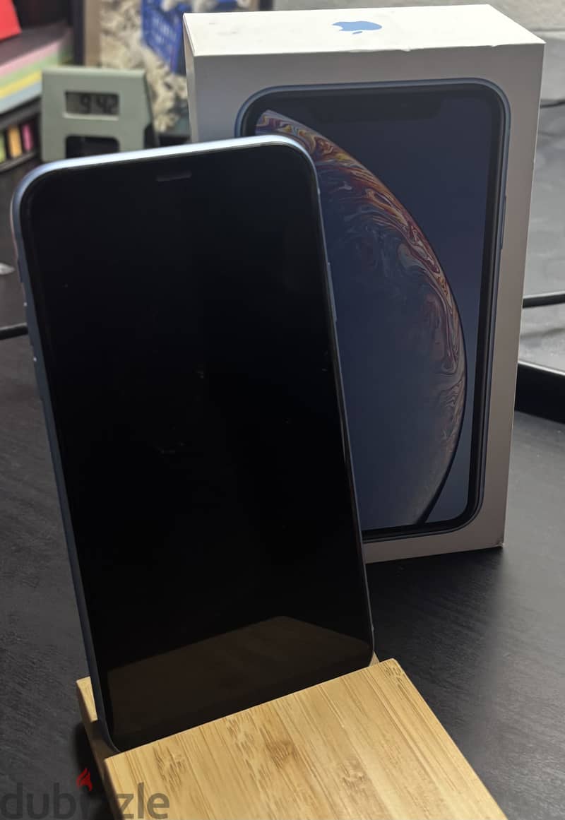 Apple - iPhone XR 6