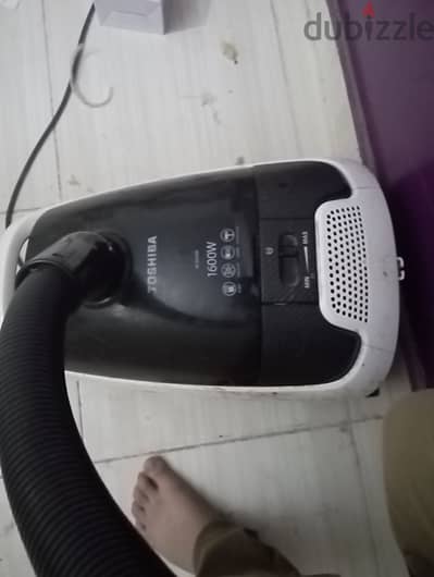 مكنسه كهربيه توشيبا 1600W
