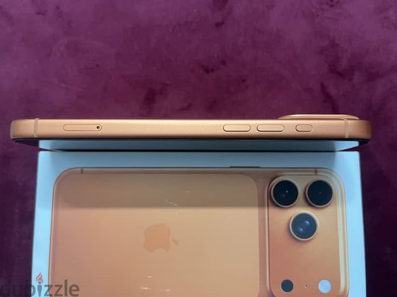 Apple - iPhone 17 Pro Max 2