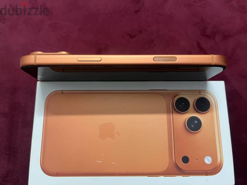 Apple - iPhone 17 Pro Max 4