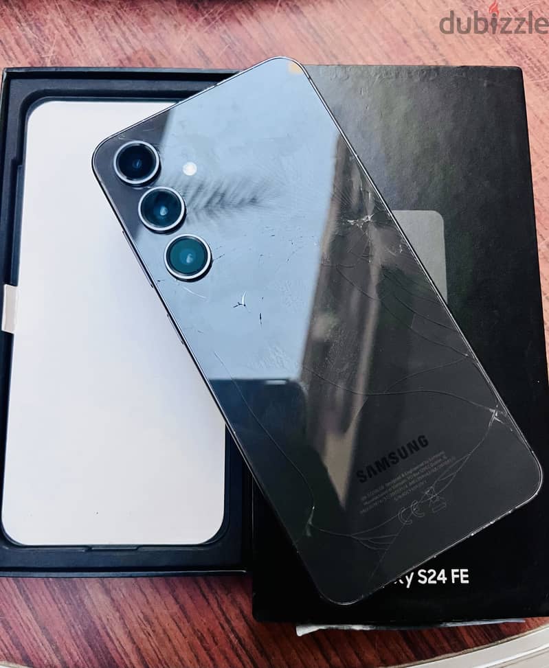 S 24 FE samsung 1