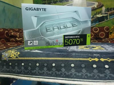 GIGABYTE GeForce RTX 5070 Ti EAGLE OC ICE SFF 16GB