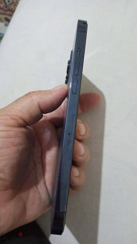 iphone 12 pro max 2