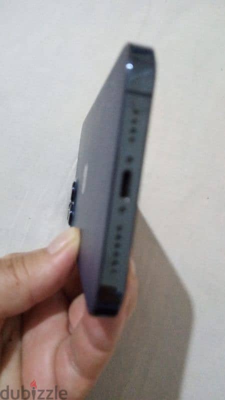 iphone 12 pro max 4