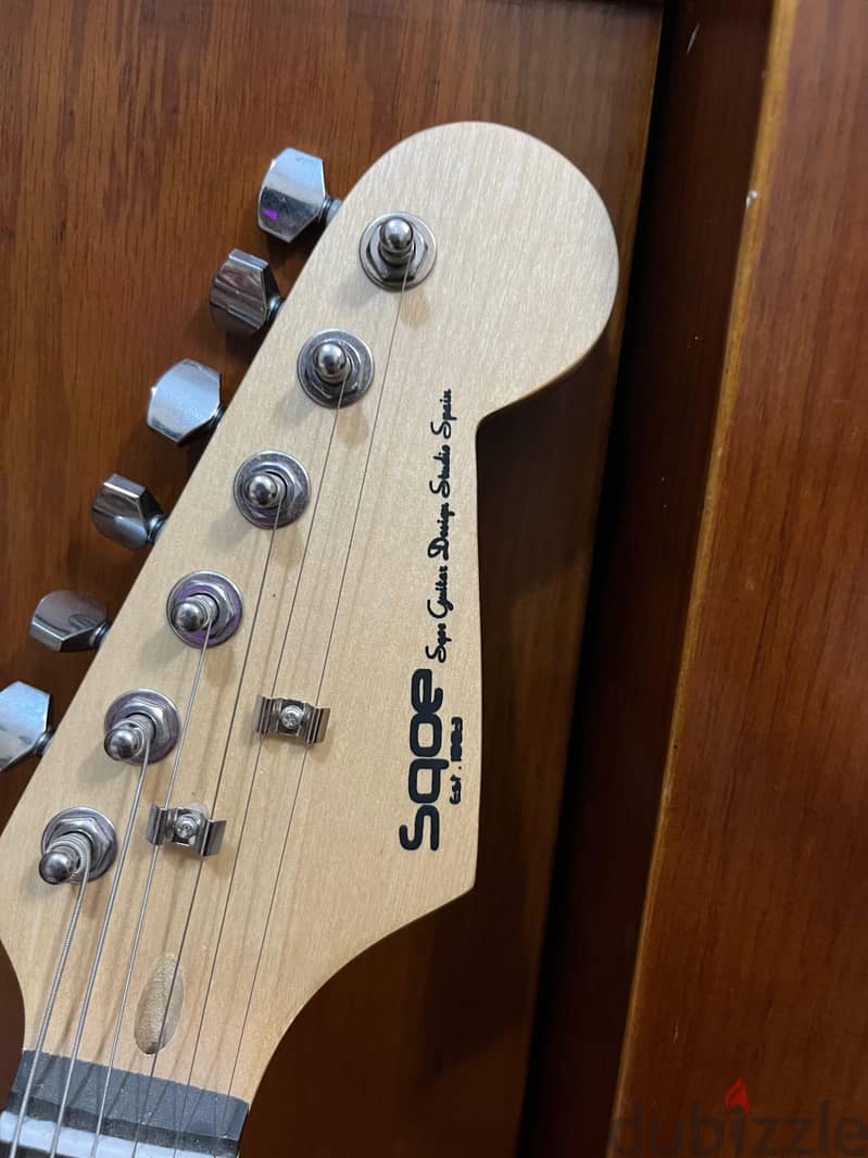 Sqoe Stratocaster electric guitar 1
