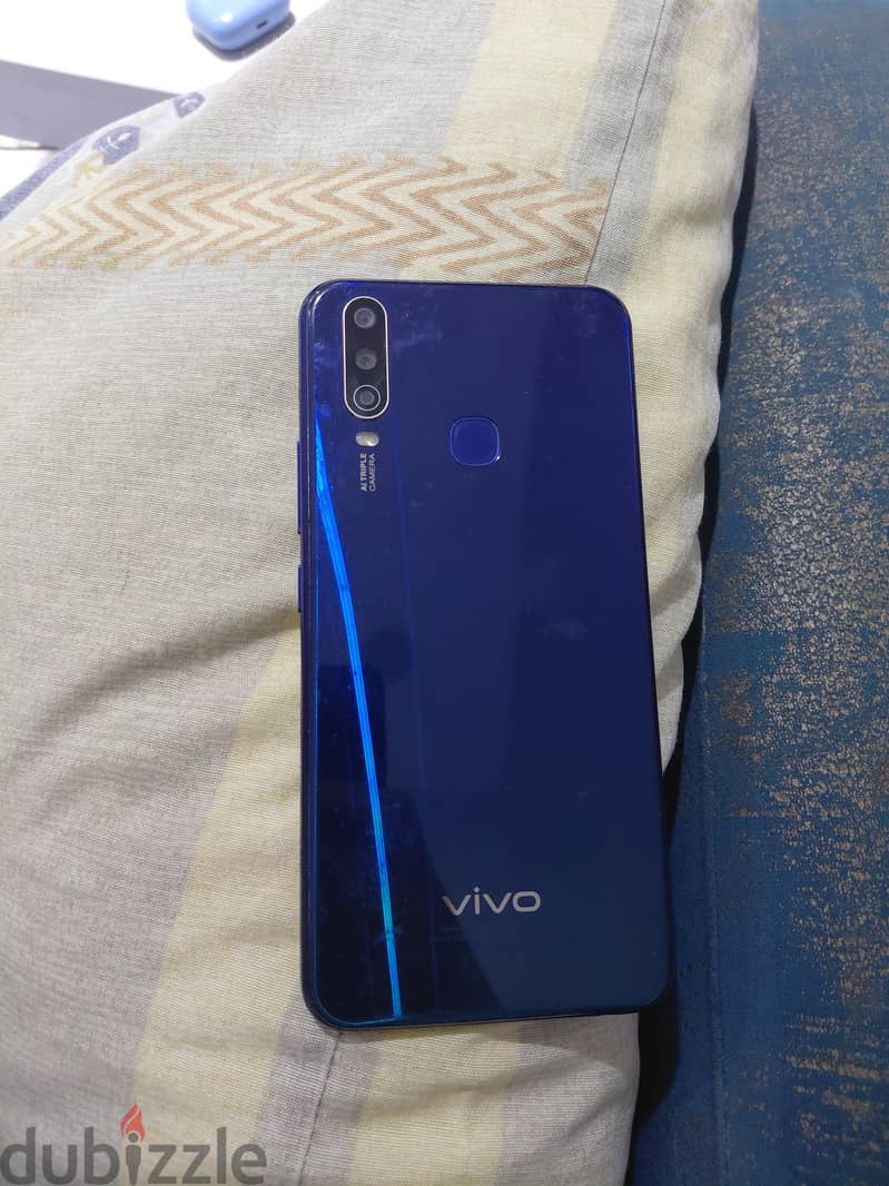 Vivo Y12 1