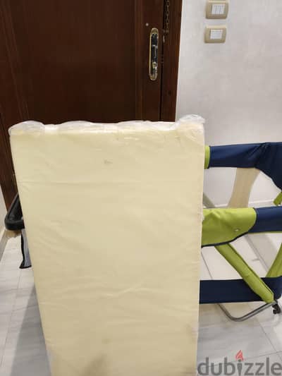 سرير اطفال