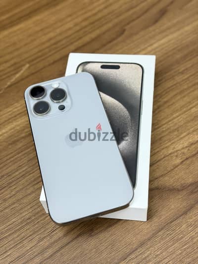 Apple - iPhone 15 Pro - 256 GB - Natural Titanum