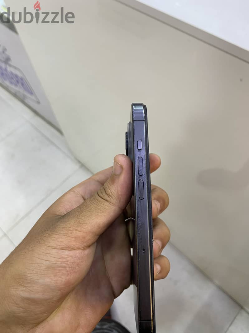 Apple - iPhone 15 Pro 3