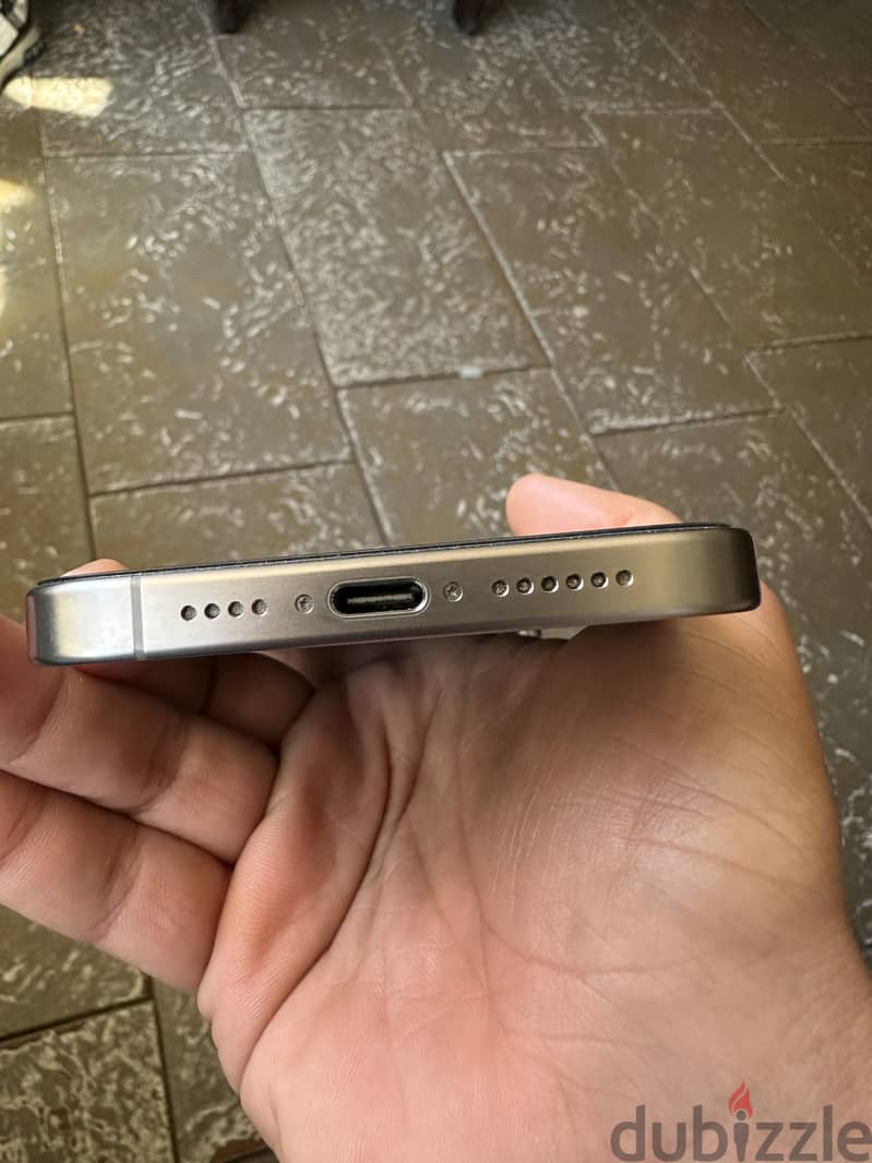Apple - iPhone 15 Pro Max 2