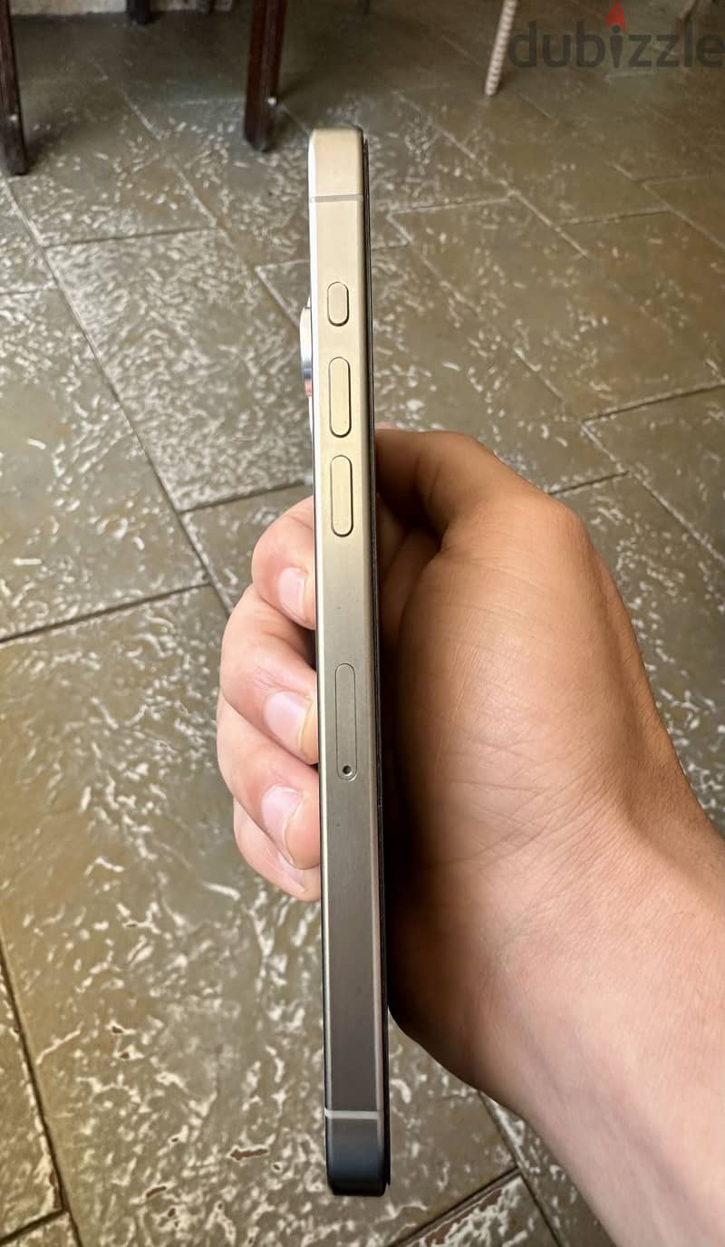 Apple - iPhone 15 Pro Max 3