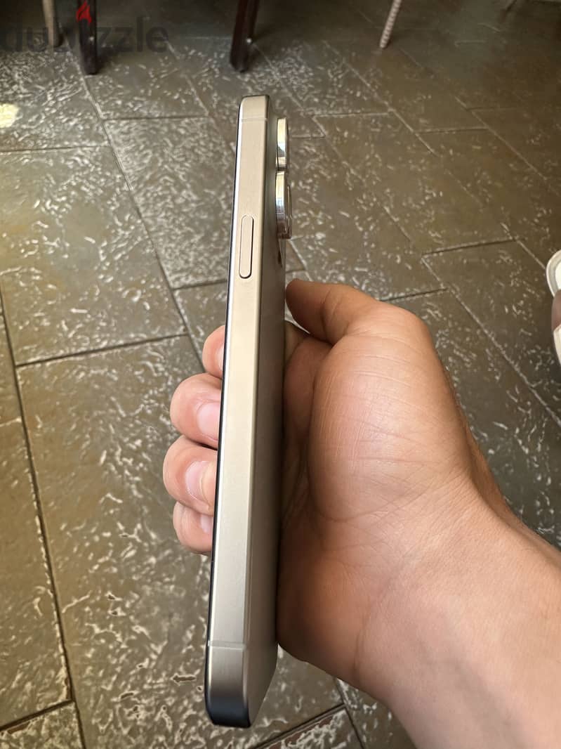 Apple - iPhone 15 Pro Max 4