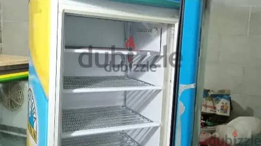فريزر استراد ايطالي راسي 7 رف بشحنة بلاده