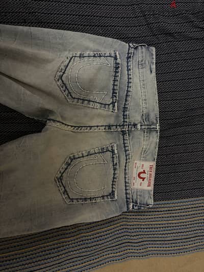 TRUE RELIGION JEANS