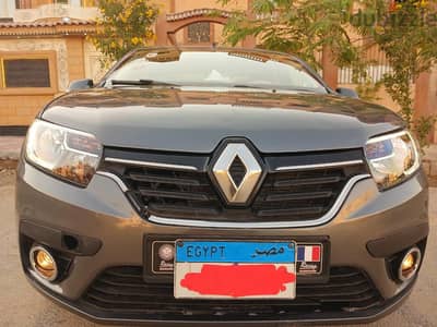 رينو لوجان 2018